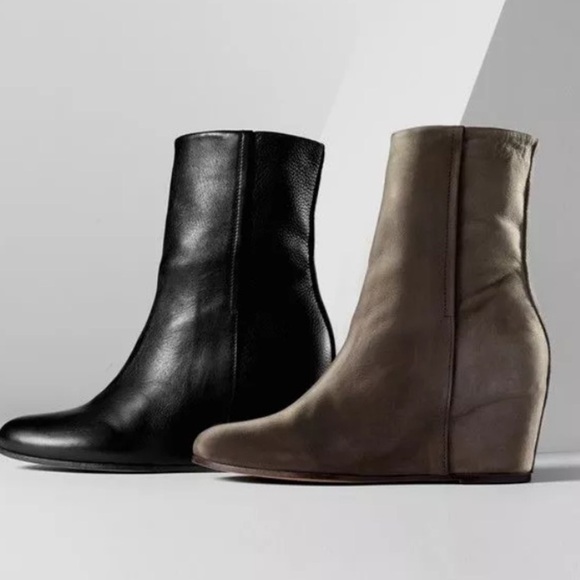 Vince Michela Wedge Leather Ankle Boot Size 9 Black - Picture 10 of 10